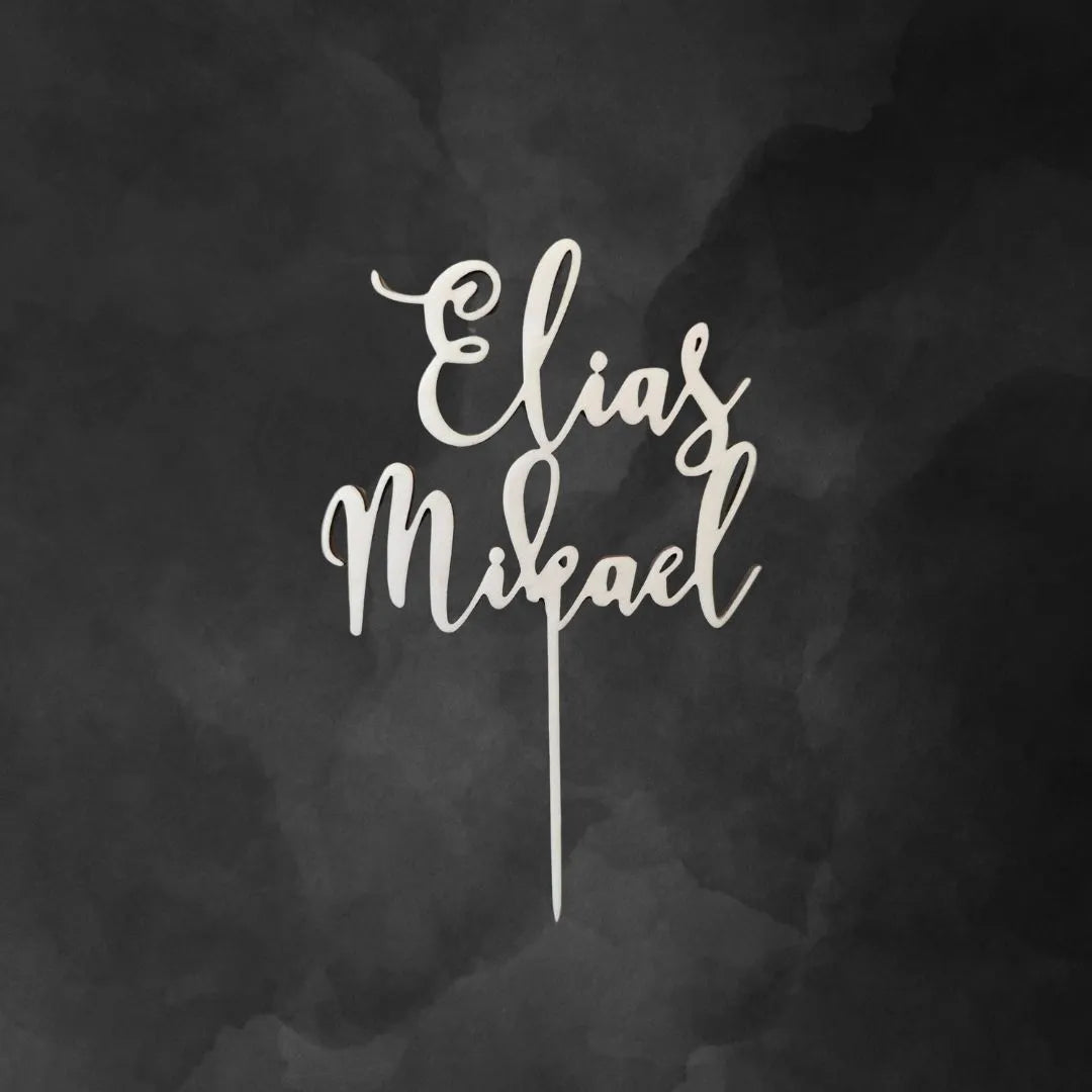 Puinen kakkukoriste nimiäisiin ja ristiäisiin. Koriste Nimiäiskakkuun tai ristiäsikakkuun