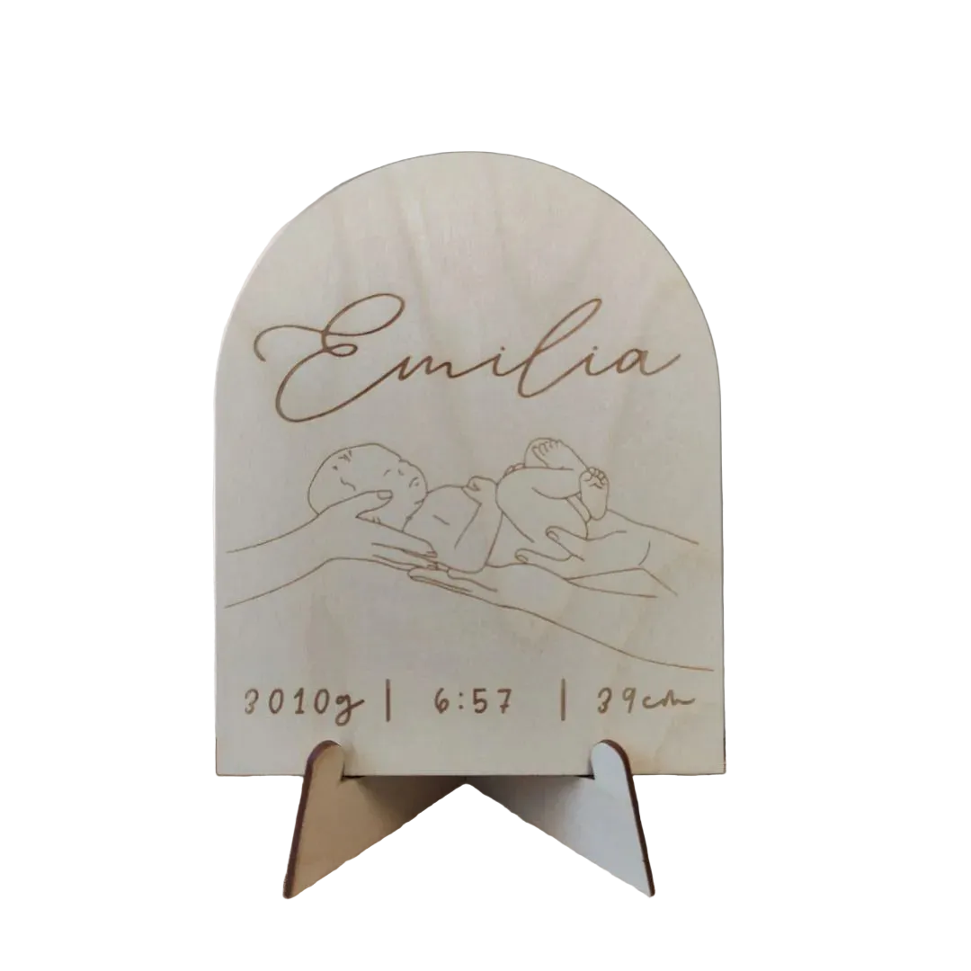 Puinen syntymätaulu ristiäisiin ja nimiäisiin